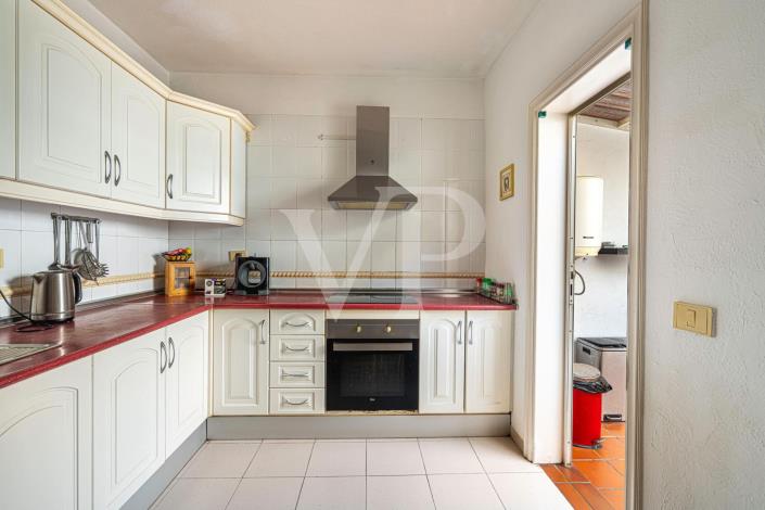 Image No.19-3 Bed Townhouse for sale