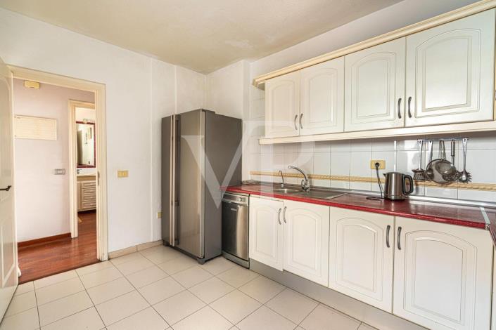 Image No.20-3 Bed Townhouse for sale