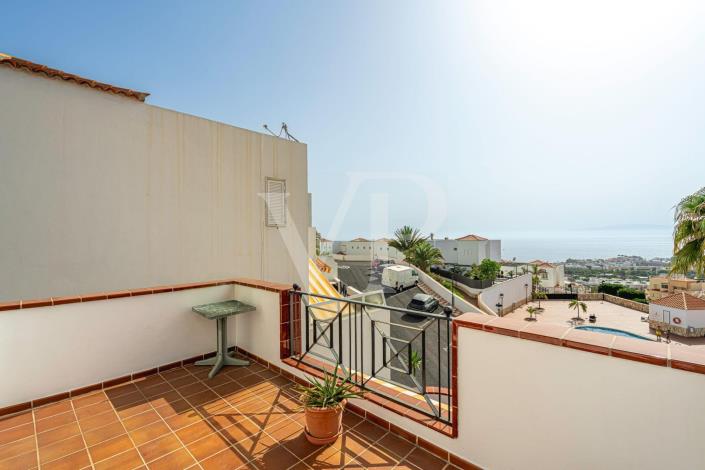 Image No.29-3 Bed Townhouse for sale