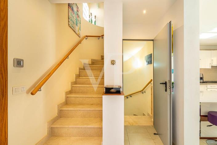 Image No.24-3 Bed Townhouse for sale