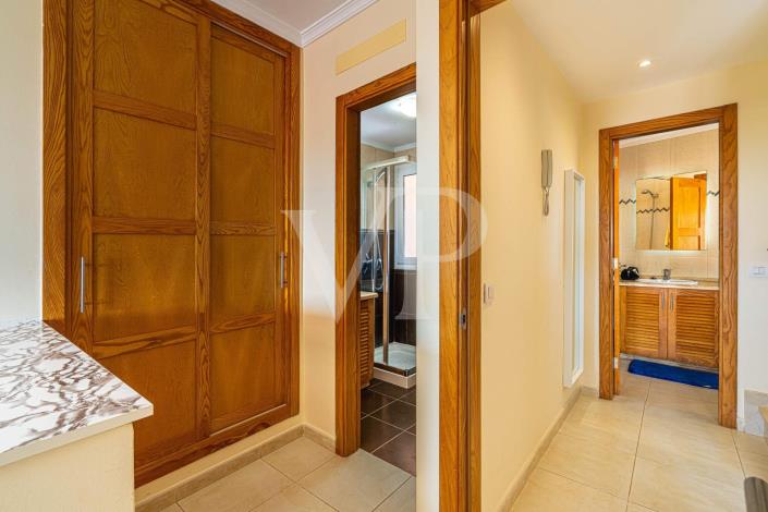 Image No.26-3 Bed Townhouse for sale