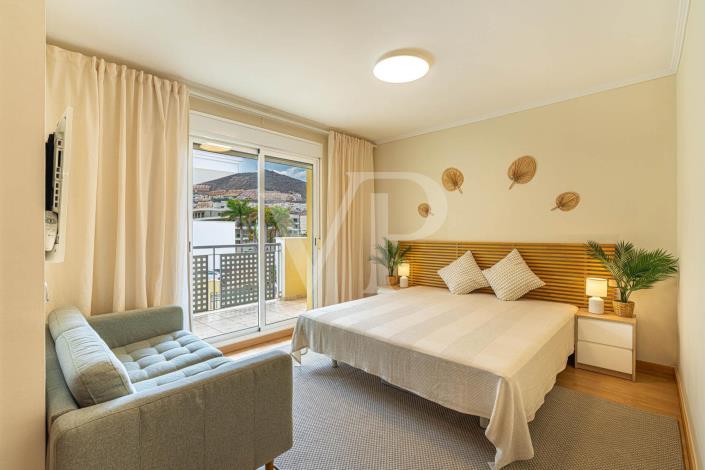 Image No.44-5 Bed Semi-Detached for sale