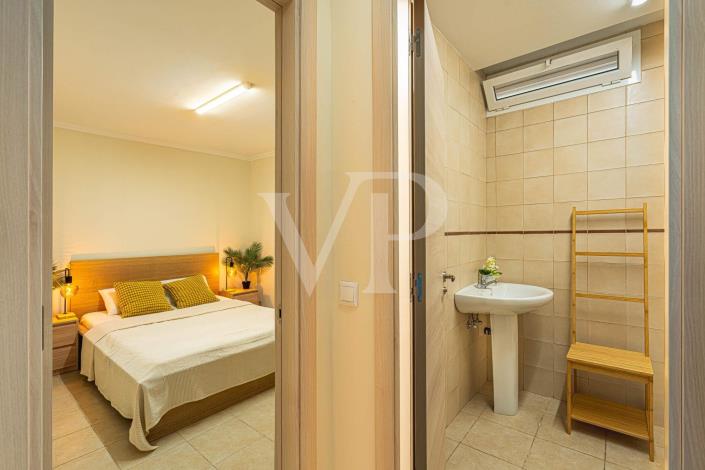 Image No.54-5 Bed Semi-Detached for sale