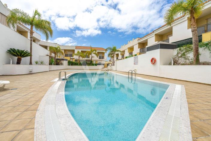 Image No.60-5 Bed Semi-Detached for sale