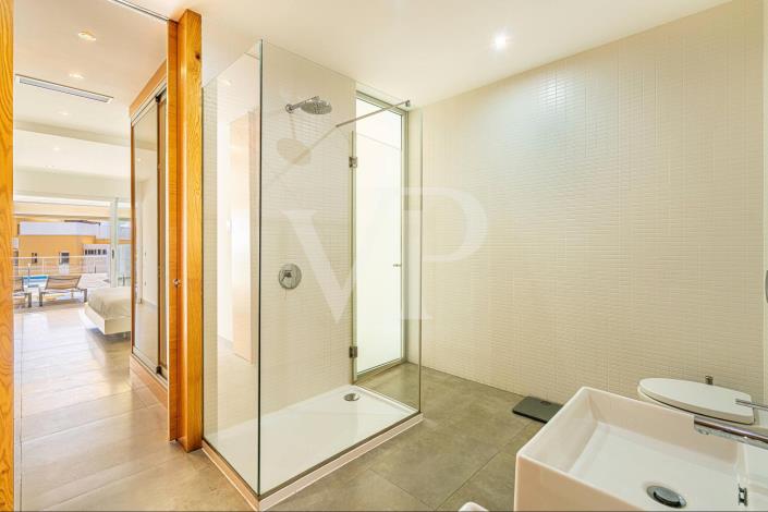 Image No.36-2 Bed Apartment for sale