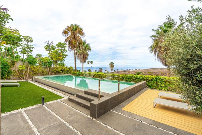 Image No.4-5 Bed Villa for sale