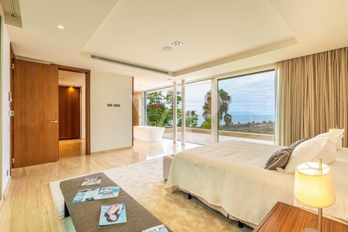 Image No.60-5 Bed Villa for sale