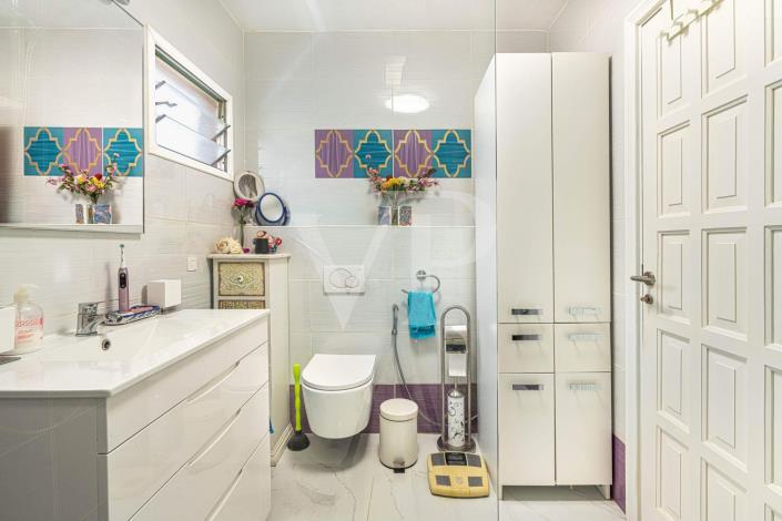 Image No.18-2 Bed Apartment for sale