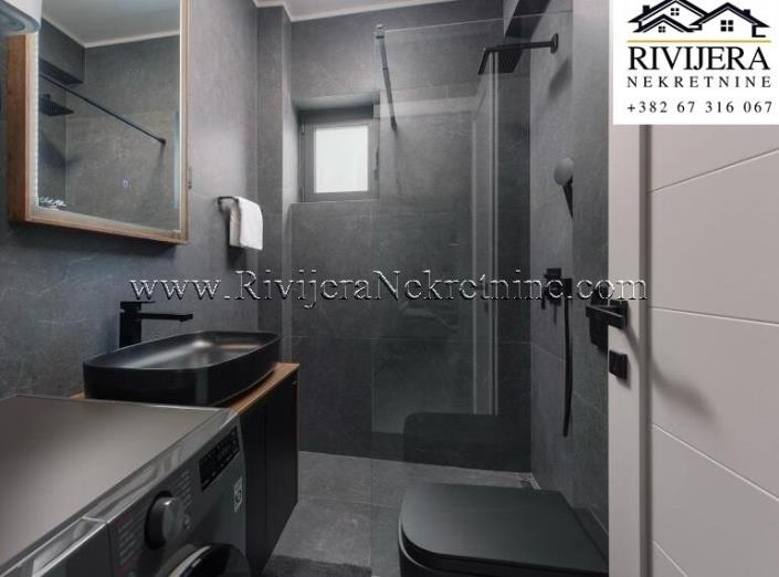 Image No.12-3 Bed Flat for sale