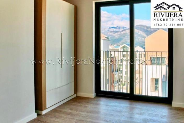 Image No.9-2 Bed Flat for sale