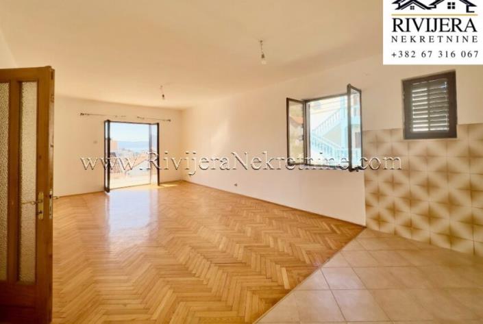 Image No.4-Appartement de 2 chambres à vendre à Tivat