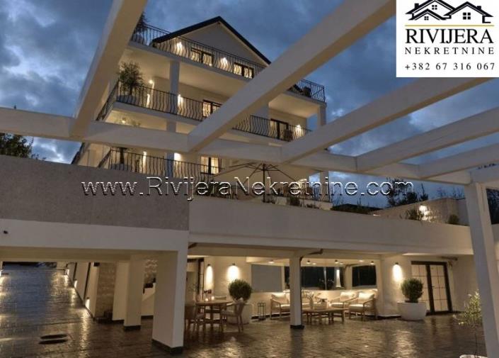 Image No.4-Villa de 8 chambres à vendre à Tivat