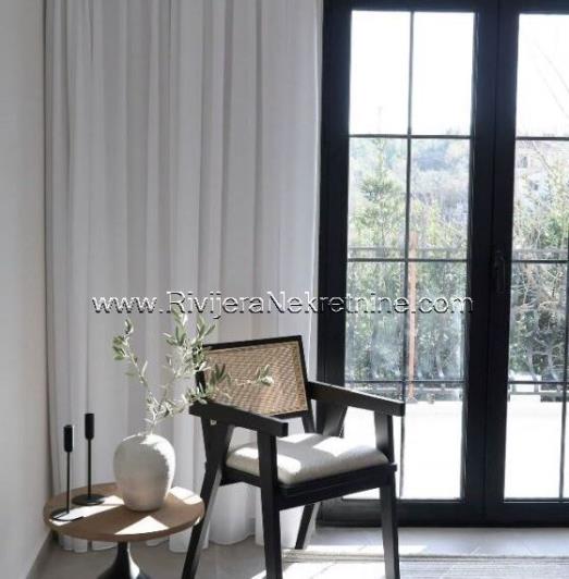 Image No.8-Villa de 8 chambres à vendre à Tivat