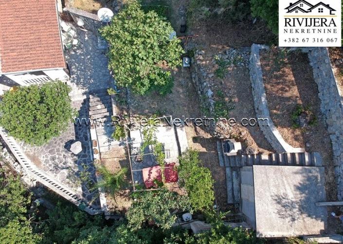 Image No.2-4 Bed House for sale