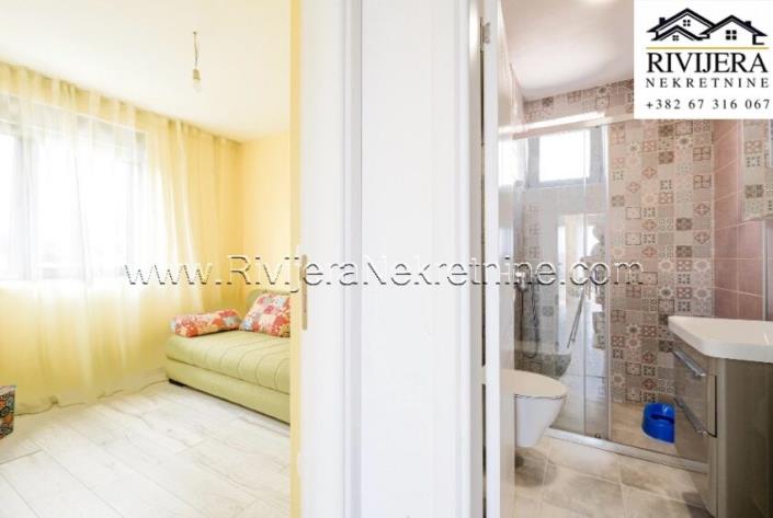 Image No.14-3 Bed Flat for sale