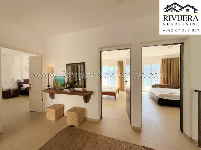 Image No.10-4 Bed Villa for sale