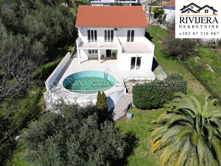 Image No.2-4 Bed Villa for sale