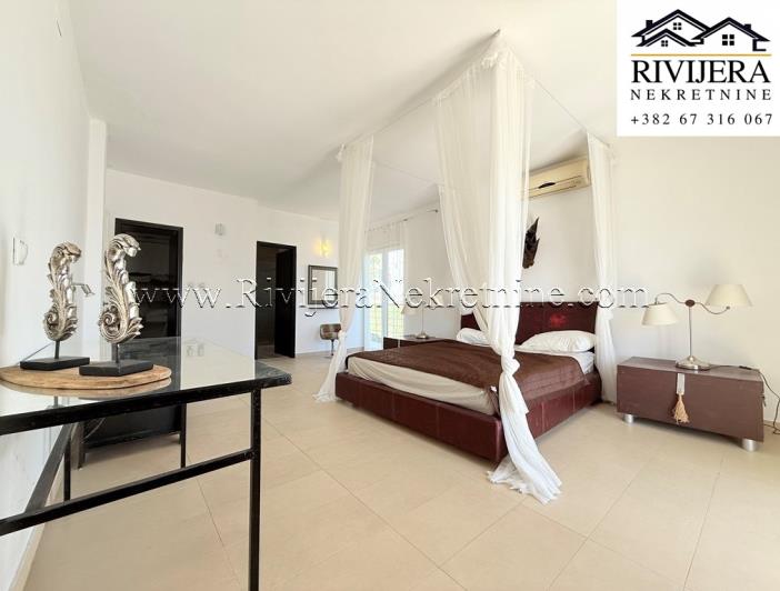 Image No.9-4 Bed Villa for sale