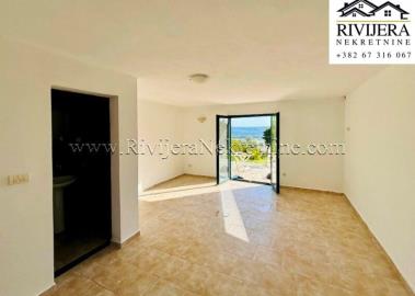 prodaja_Sale_kuca_Mrcevac_Tivat_plac_landplot_House_Kuca_Rivijera_Nekretnine-8-800x570