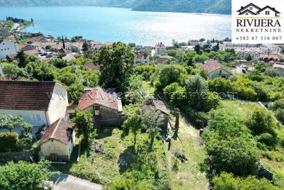 Kuca_Risan_Rivijera_Nekretnine-8-850x570