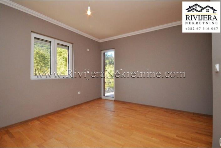 Image No.4-2 Bed Flat for sale