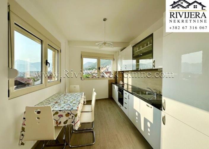 Image No.10-3 Bed Flat for sale