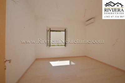 prodaja_Sale_Rivijera_nekretnine_oglasi_Ads_Igalo_stan_Aapartment_--4-