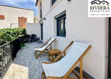 prodaja_Sale_Rivijera_Nekretnine_lepetane_Tivat_kuca_house_Boka_bay_-12-800x570