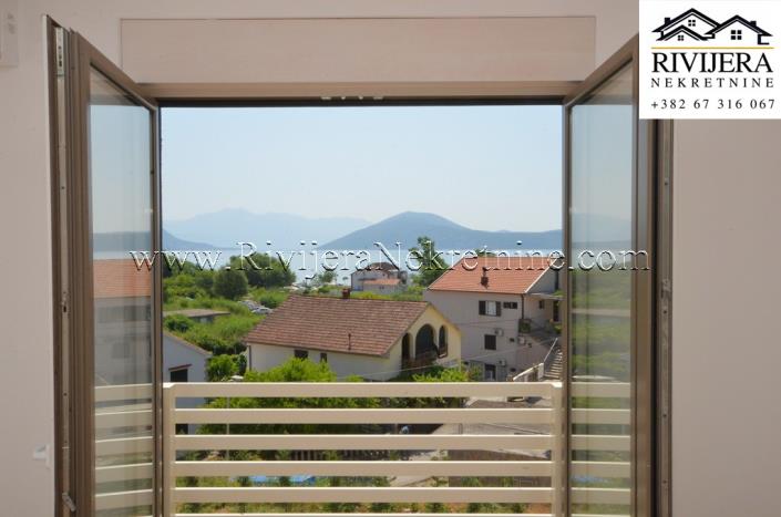 Image No.3-Appartement de 2 chambres à vendre à Igalo