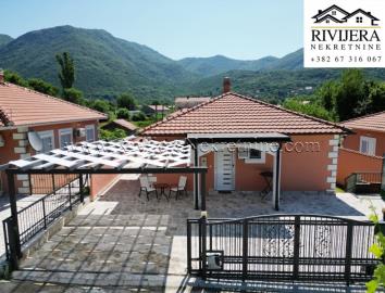 prodaja_prodaza_sale_Rivijera_Nekretnine_oglasi_Ads_Herceg_Novi_Zelenika_hpuse_kuca_--2-