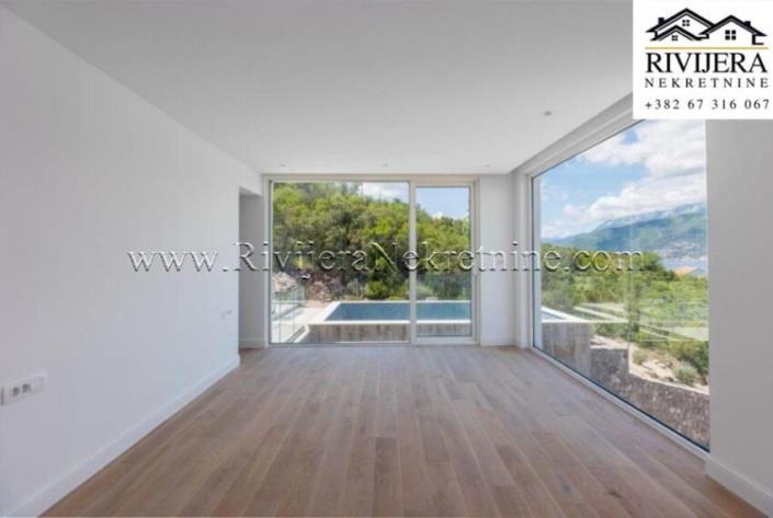 Image No.9-5 Bed Villa for sale