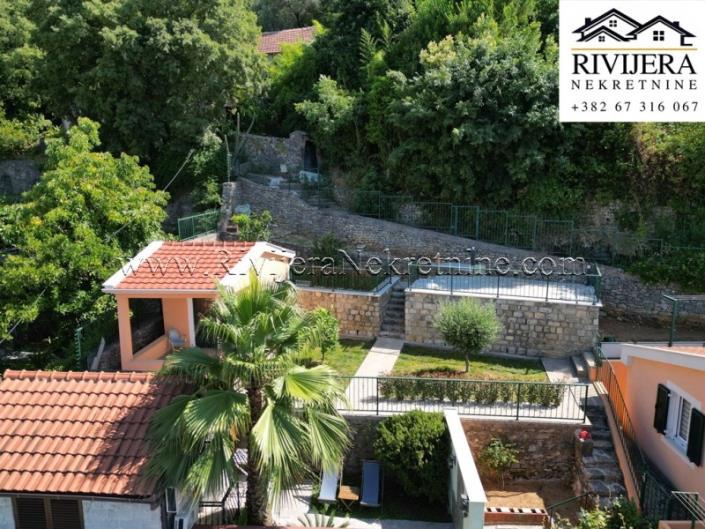 Image No.2-Maison de 2 chambres à vendre à Herceg Novi