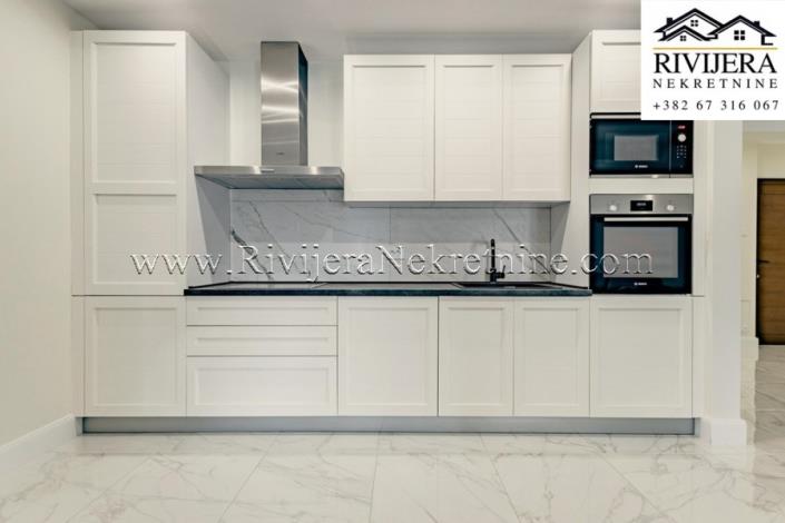 Image No.10-3 Bed Apartment for sale