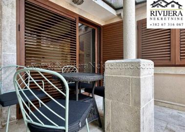 prodaja_Sale_Rivijera_Nekretnine_oglasi_ads_Tivat_Kotor_Bay_Boka_Kotorska_stan_apartment-3-800x570