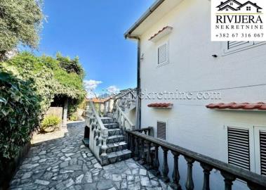 prodaja_Sale_Rivijera_Nekretnine_oglasi_Ads_Krasici_Tivat_stan_apartman_-10-800x570