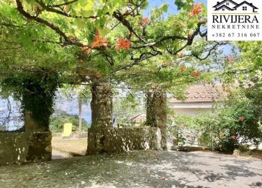 prodaja_Sale_Rivijera_Nekretnine_oglasi_Ads_Kotor_Dobrota_Boka_bay_Boka_kuca_house_stone_house_-7-793x570