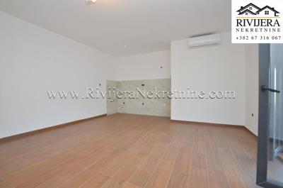 prodaja_Sale_Rivijera_Nekretnine_oglasi_Ad_Ads_Igalo_Herceg_Novi_stan_Apartments_--6-