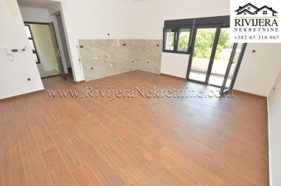 prodaja_Sale_Rivijera_Nekretnine_oglasi_Ad_Ads_Igalo_Herceg_Novi_stan_Apartments_--8-