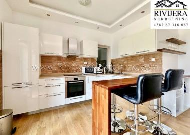 prodaja_Sale_PRODAZA_Rivijera_Nekretnine_Ad_ads_oglasi_Kotor_stan_apartment_-2-800x570