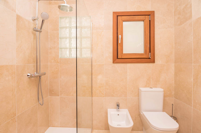 Image No.20-3 Bed Villa for sale