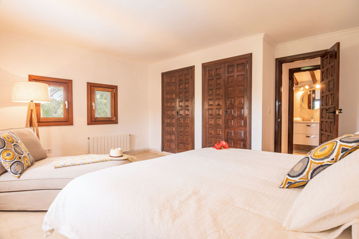 Image No.27-3 Bed Villa for sale