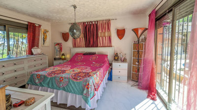 15042-villa-for-sale-in-orba-673770-large