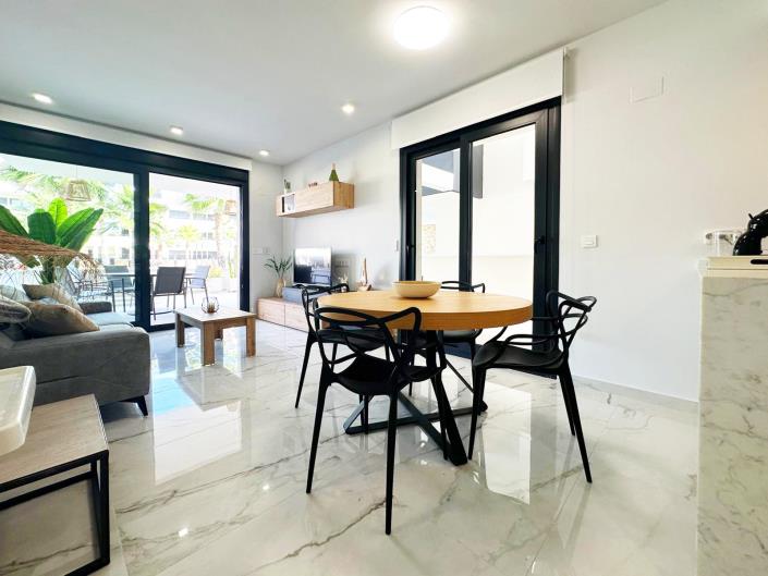 Image No.14-2 Bed Apartment for sale