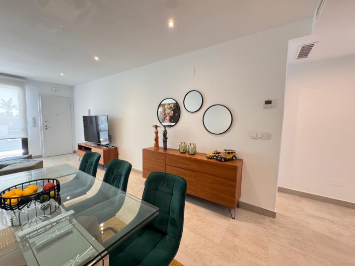 Image No.9-3 Bed Apartment for sale