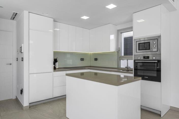 Image No.11-3 Bed Villa / Detached for sale