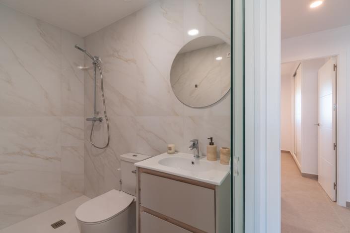 Image No.31-2 Bed Apartment for sale