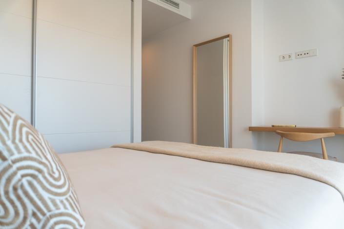 Image No.40-2 Bed Apartment for sale