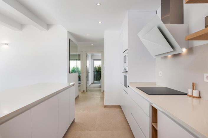 Image No.10-3 Bed Villa / Detached for sale