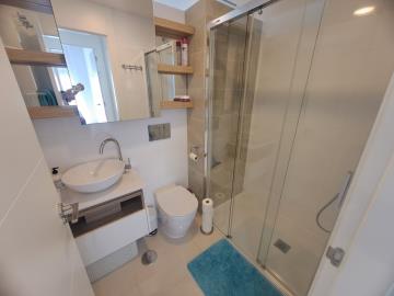 full_1475889_65081800