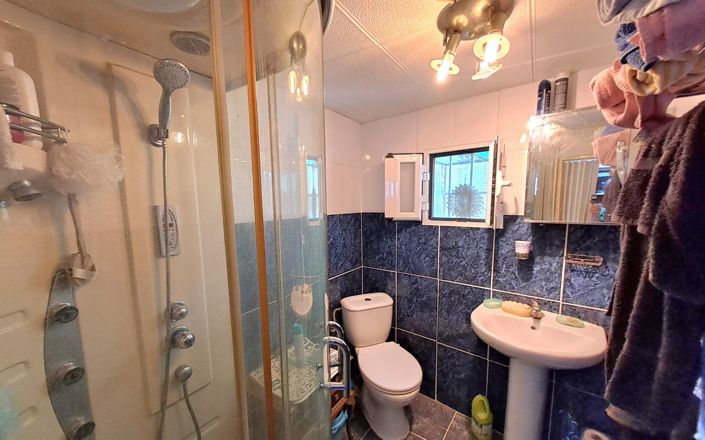 Image No.10-2 Bed House for sale